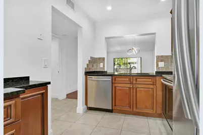 1252 S Military Trail #1421, Deerfield Beach, FL 33442 - Photo 8
