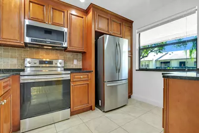 1252 S Military Trail #1421, Deerfield Beach, FL 33442 - Photo 6
