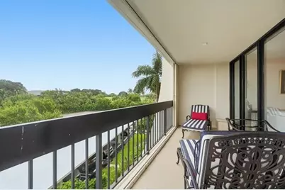 2400 Presidential Way #301, West Palm Beach, FL 33401 - Photo 4