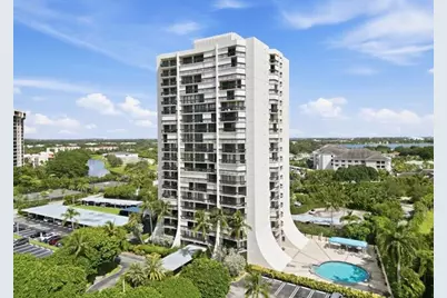 2400 Presidential Way #301, West Palm Beach, FL 33401 - Photo 2