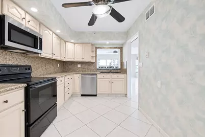 3750 Galt Ocean Drive #Unit 1710, Fort Lauderdale, FL 33308 - Photo 8