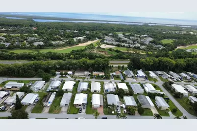 7337 SE Swan Avenue, Hobe Sound, FL 33455 - Photo 2