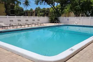 480 NW 20th Street NW, Boca Raton, FL 33431 - Photo 2