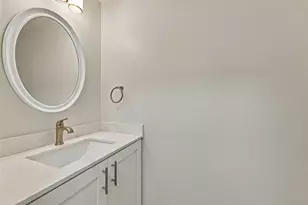 9255 NW 18th St, Plantation, FL 33322 - Photo 40