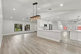 9255 NW 18th St, Plantation, FL 33322 - Photo 14
