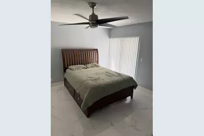 3801 Waterview Circle, Palm Springs, FL 33461 - Photo 14