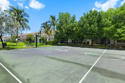3175 Laurel Ridge Circle, Riviera Beach, FL 33404 - Photo 30