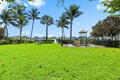 3175 Laurel Ridge Circle, Riviera Beach, FL 33404 - Photo 26