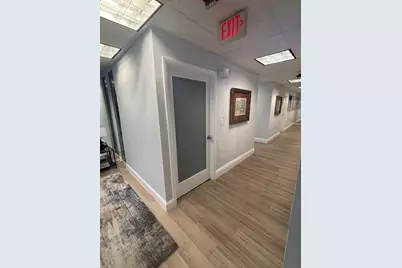 275 E Commercial Boulevard, Lauderdale by the Sea, FL 33308 - Photo 1