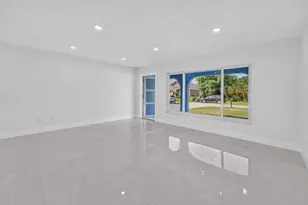 242 SE Duxbury Ave, Port Saint Lucie, FL 34983 - Photo 10
