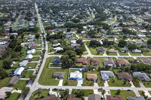 242 SE Duxbury Ave, Port Saint Lucie, FL 34983 - Photo 48