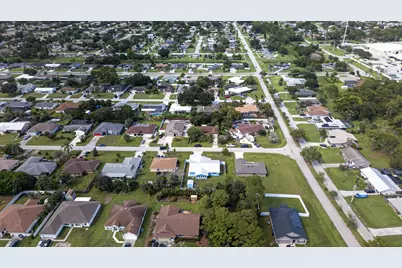 242 SE Duxbury Avenue, Port Saint Lucie, FL 34983 - Photo 44