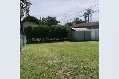 9052 Melody Road, Lake Worth, FL 33467 - Photo 14