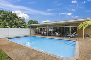 992 NW 83rd Dr, Coral Springs, FL 33071 - Photo 22
