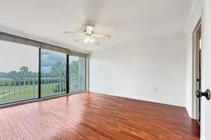 2761 Village Blvd, West Palm Beach, FL 33409 - Photo 8