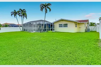 4835 Triton Court W, Cape Coral, FL 33904 - Photo 48