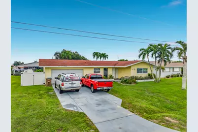 4835 Triton Court W, Cape Coral, FL 33904 - Photo 2