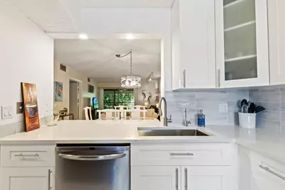 5380 Cedar Lake Drive #304, Boynton Beach, FL 33437 - Photo 2