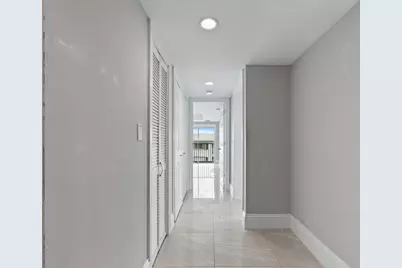 155 Yacht Club Drive #408, North Palm Beach, FL 33408 - Photo 10