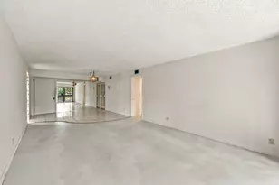 5640 Fairway Park Dr, Boynton Beach, FL 33437 - Photo 6