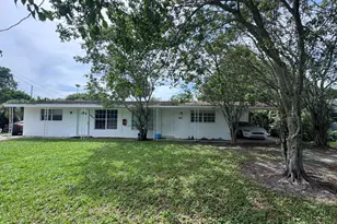 8911 Sunset Dr, Palm Beach Gardens, FL 33410 - Photo 4