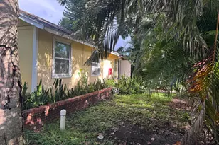 8975 Burma Rd, West Palm Beach, FL 33403 - Photo 22