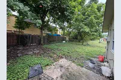 5905 NW 23rd Street, Lauderhill, FL 33313 - Photo 16