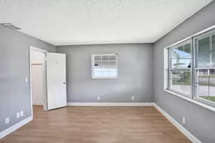 1013 SW 15th St, Boynton Beach, FL 33426 - Photo 18
