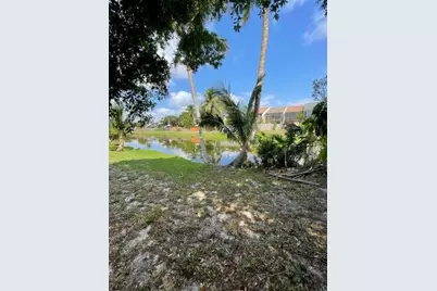 12077 Sunset Point Circle, Wellington, FL 33414 - Photo 16