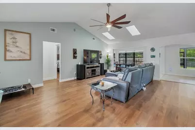 330 W Forest Trail, Vero Beach, FL 32962 - Photo 8