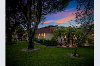 857 Worcester Lane #B, Lake Worth, FL 33467 - Photo 2