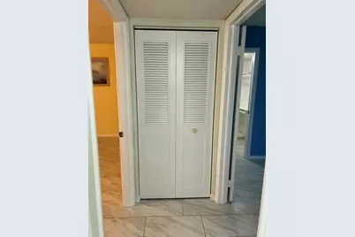 5220 Las Verdes Circle #101, Delray Beach, FL 33484 - Photo 24