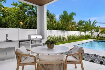 707 Lake Avenue N, Delray Beach, FL 33483 - Photo 18