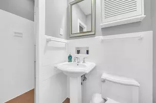 127 Miramar Way, West Palm Beach, FL 33405 - Photo 18