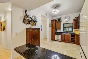 1620 Presidential Way, West Palm Beach, FL 33401 - Photo 8