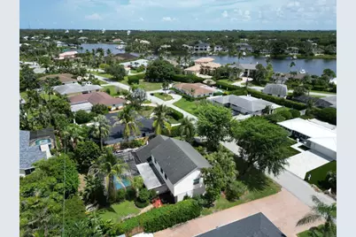 7 SE Paddock Circle, Jupiter, FL 33469 - Photo 32