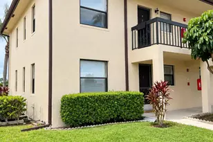 7101 Golf Colony Ct, Lake Worth, FL 33467 - Photo 1