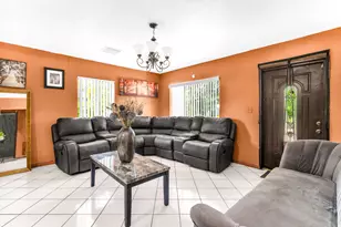 146 SE 5th Ave, Boynton Beach, FL 33435 - Photo 4