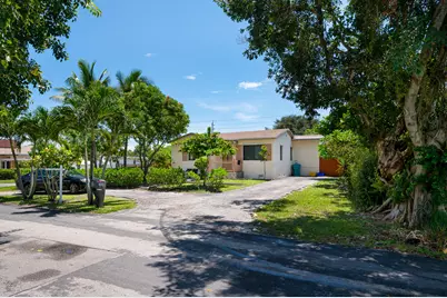 146 SE 5th Avenue, Boynton Beach, FL 33435 - Photo 2