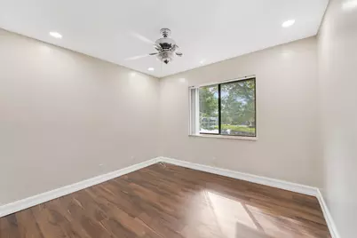 32 Wimbledon Lakes Drive #221, Plantation, FL 33324 - Photo 12