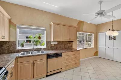 11691 Briarwood Circle #4, Boynton Beach, FL 33437 - Photo 8