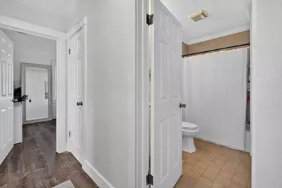 415 Greenbriar Drive, West Palm Beach, FL 33403 - Photo 24