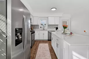 415 Greenbriar Dr, West Palm Beach, FL 33403 - Photo 14