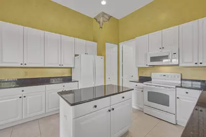 1251 SE Illusion Isle Way, Stuart, FL 34997 - Photo 18