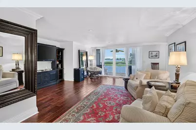 102 Half Moon Circle #F2, Hypoluxo, FL 33462 - Photo 8