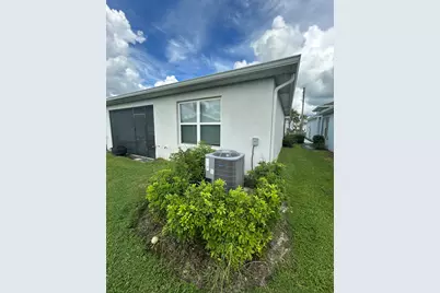 825 Persimmon, Fort Pierce, FL 34981 - Photo 6