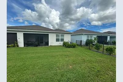 825 Persimmon, Fort Pierce, FL 34981 - Photo 4