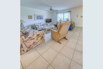 815 Andrew Redding Road #302, Lantana, FL 33462 - Photo 4