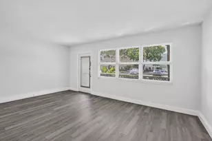1038 Berkshire B, Deerfield Beach, FL 33442 - Photo 6