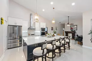 13869 Sheffield St, Wellington, FL 33414 - Photo 2